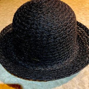 DONATED Nine West Black hat EUC Like New!!